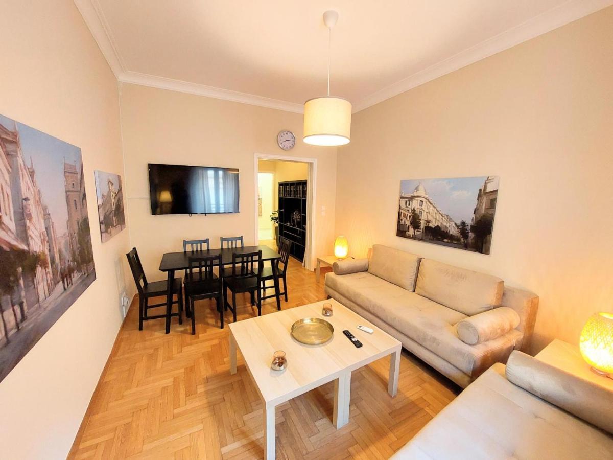 Grand Apartment In Parliament Square Atina Dış mekan fotoğraf