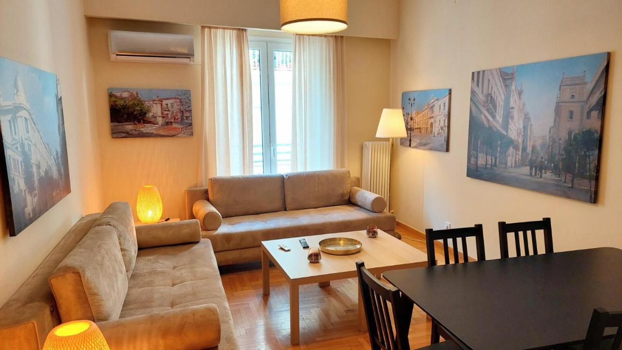 Grand Apartment In Parliament Square Atina Dış mekan fotoğraf